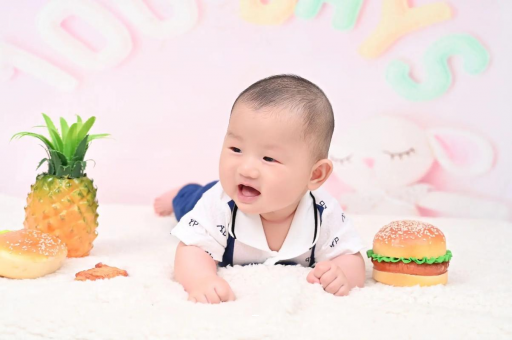 广州代怀试管生子宝宝的快乐时光